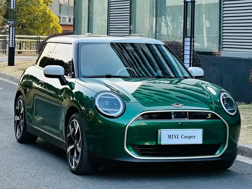MINI Cooper EV — фото 9