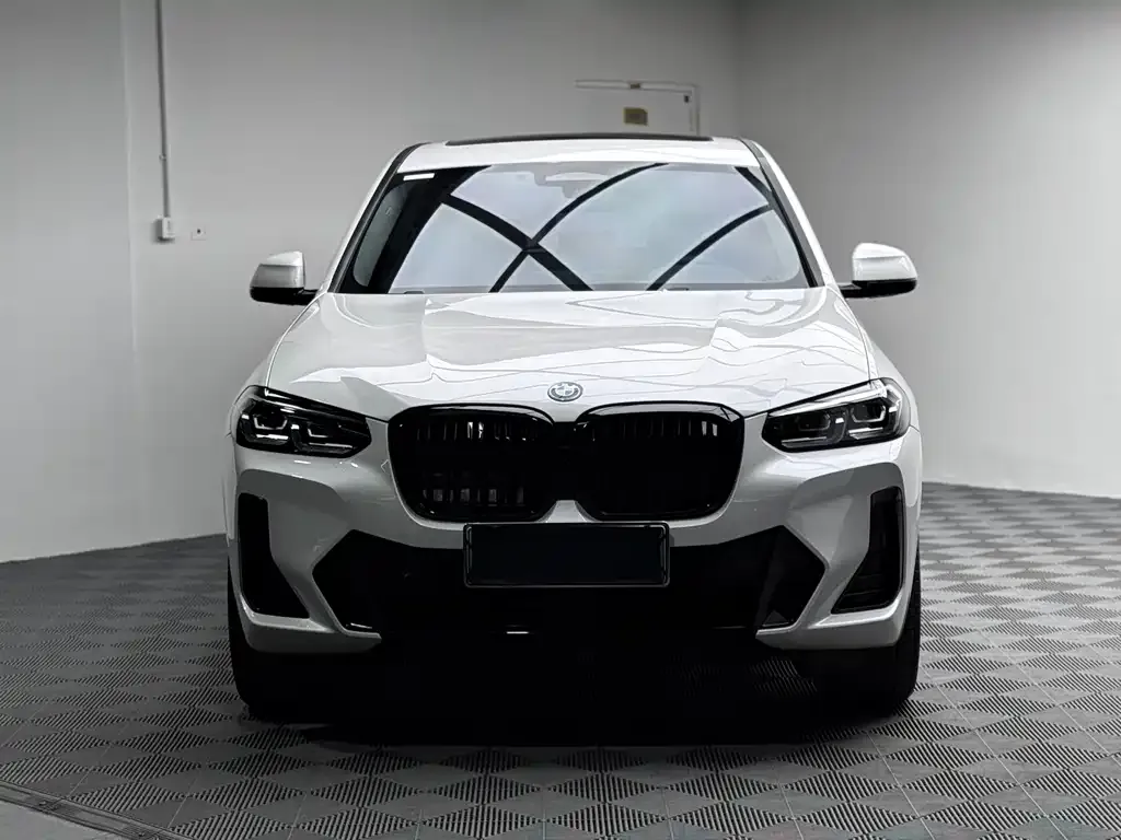 BMW iX3 — фото 3