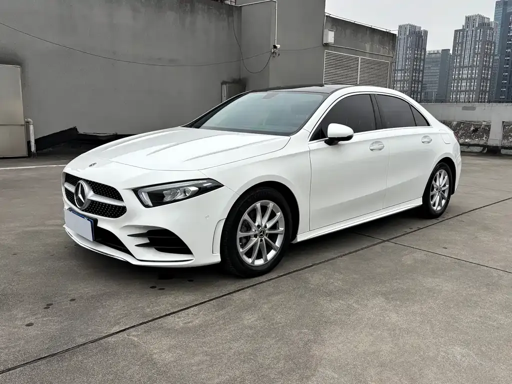 Mercedes-Benz A-Class — фото 1
