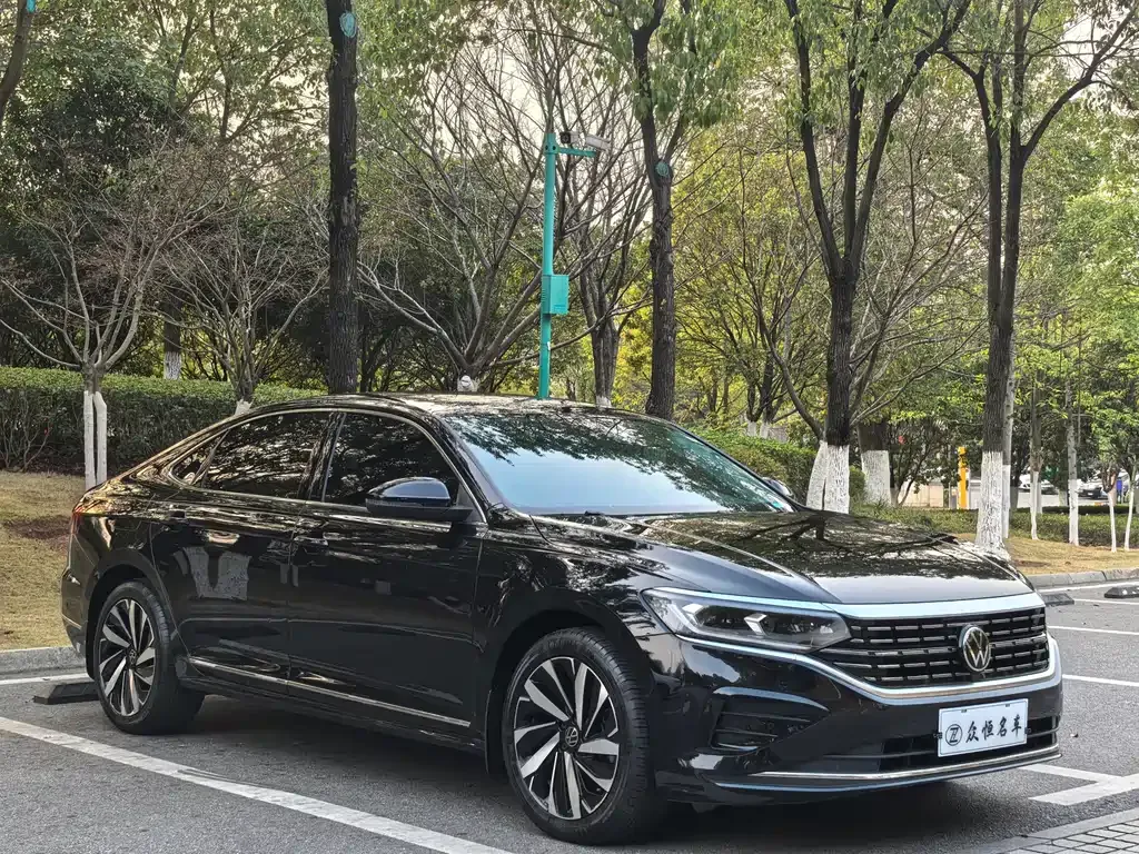 Volkswagen Passat — фото 7