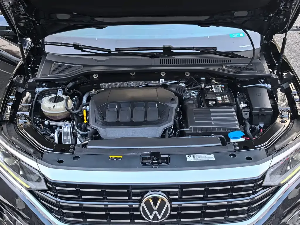Volkswagen Passat — фото 4