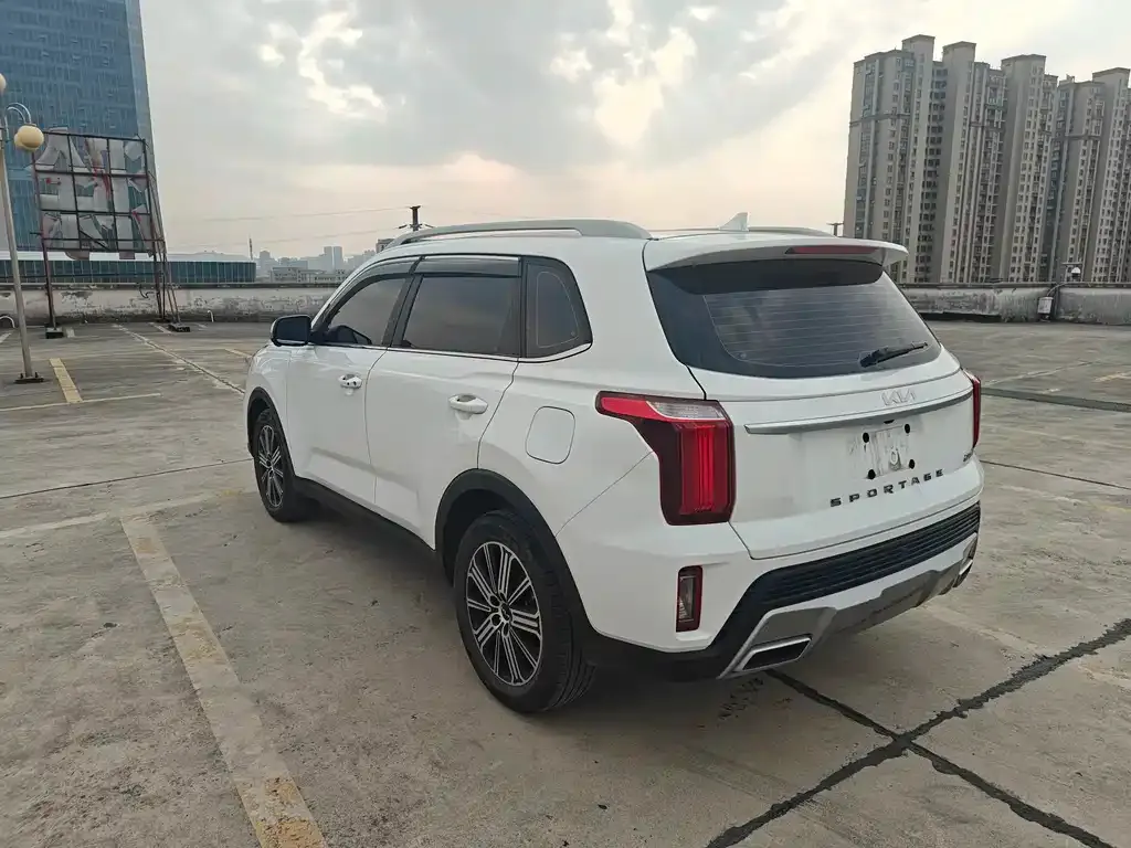 Kia Sportage — фото 4