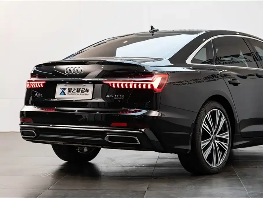 Audi A6L — фото 5