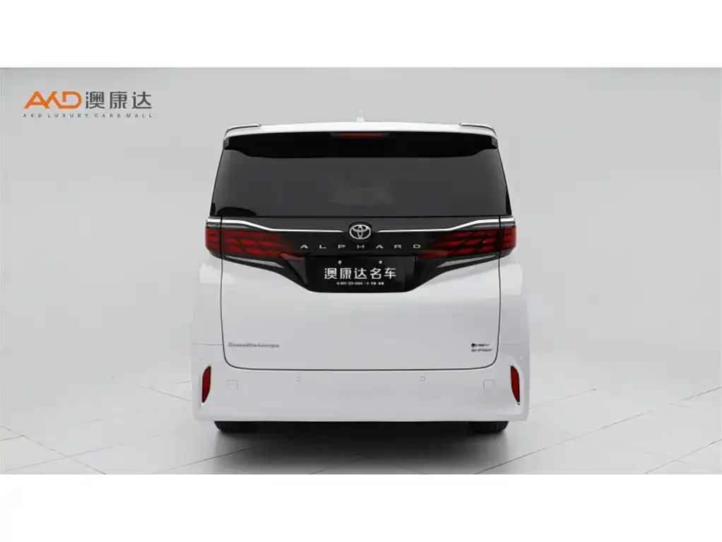 Toyota Alphard — фото 2