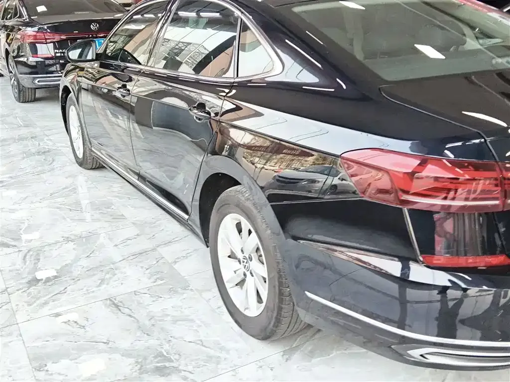 Volkswagen Passat — фото 4