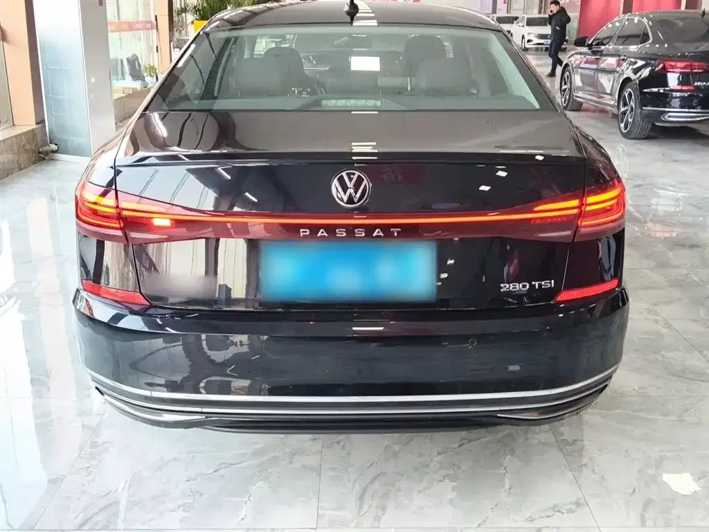Volkswagen Passat — фото 3