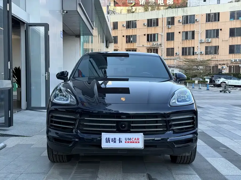 Porsche Cayenne — фото 10