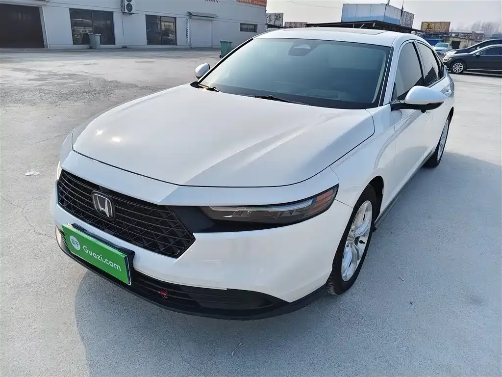 Honda Accord — фото 10