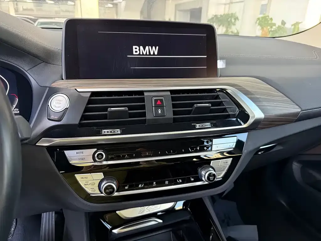 BMW X3 — фото 5