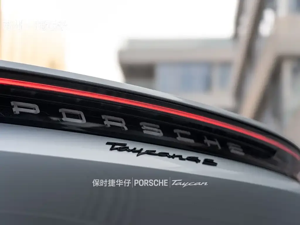 Porsche Taycan — фото 2