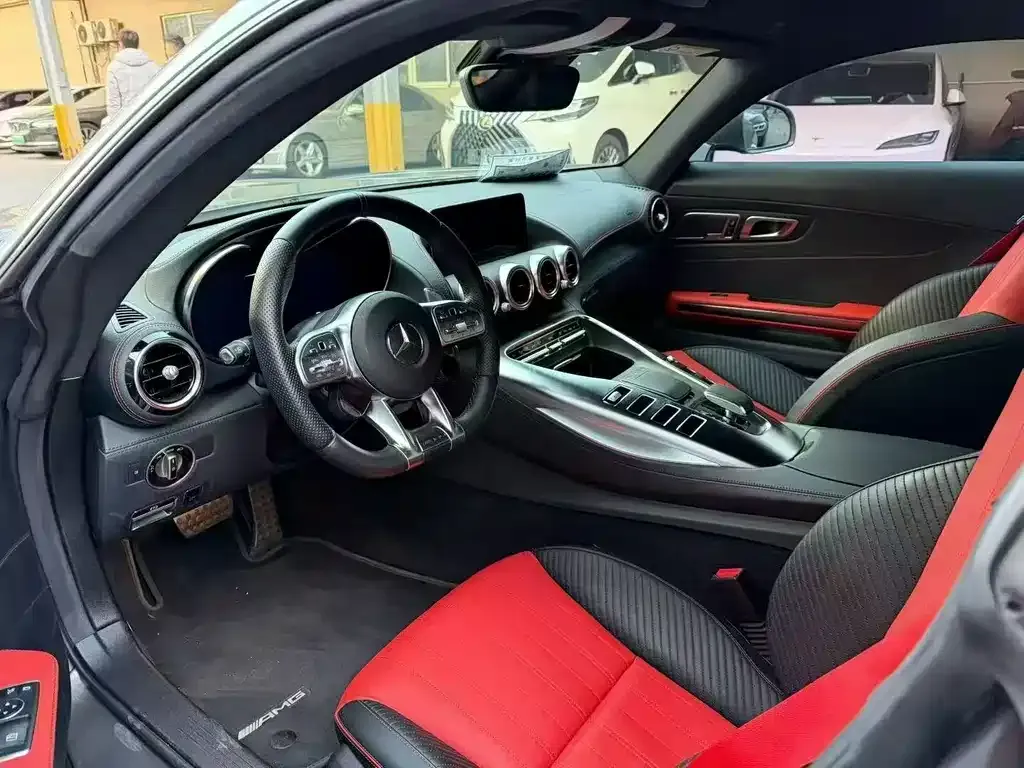 Mercedes-Benz AMG GT — фото 6