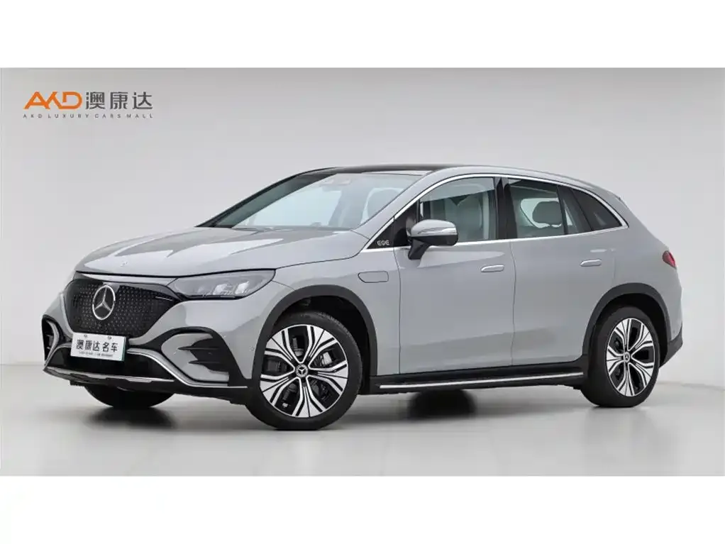 Mercedes-Benz EQE SUV — фото 1