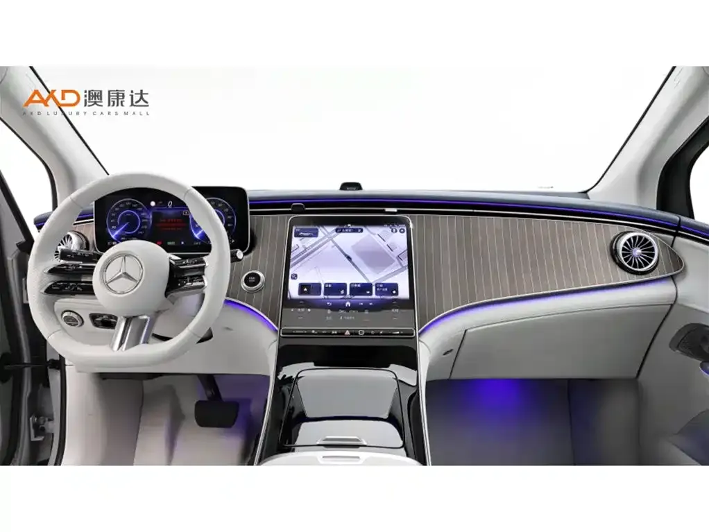 Mercedes-Benz EQE SUV — фото 9
