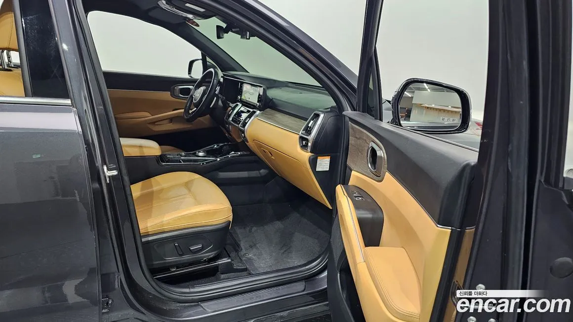 Kia Sorento — фото 9
