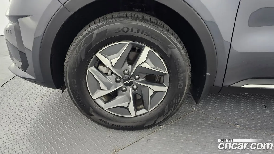 Kia Sorento — фото 5