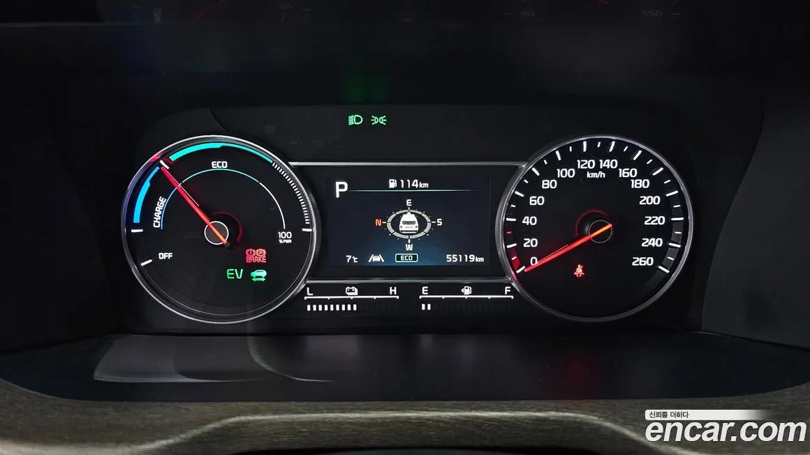 Kia Sorento — фото 7