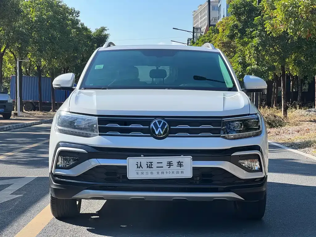 Volkswagen T-Cross — фото 8