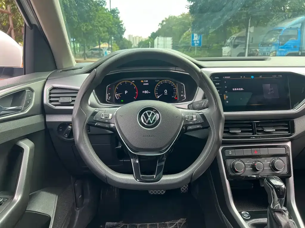 Volkswagen T-Cross — фото 5