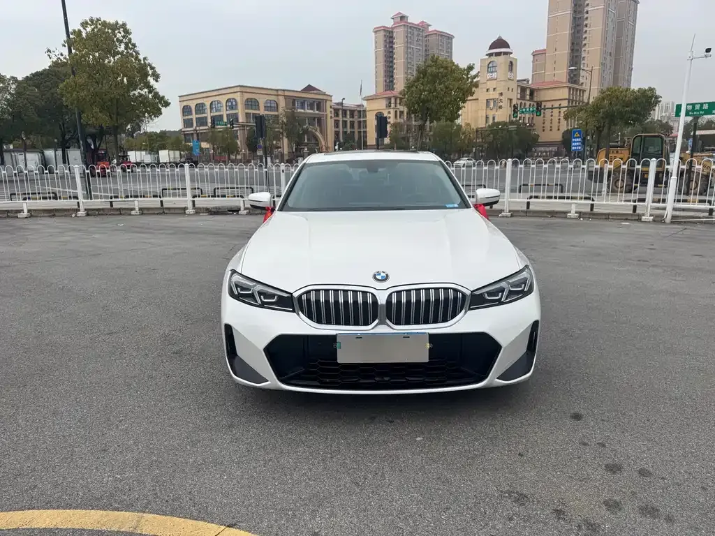 BMW 3 Series — фото 10