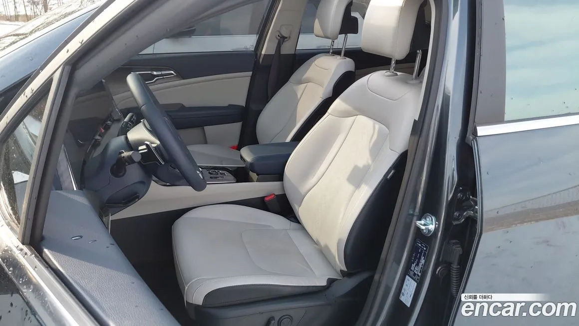Kia Sportage — фото 1