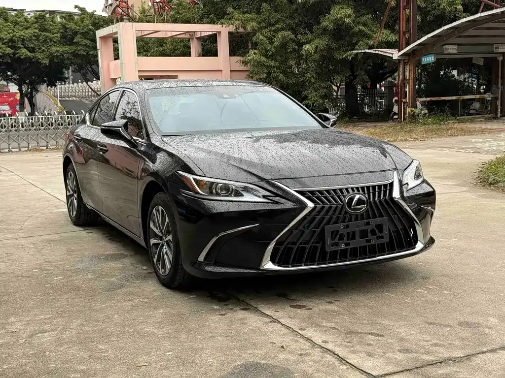 Lexus ES — фото 3