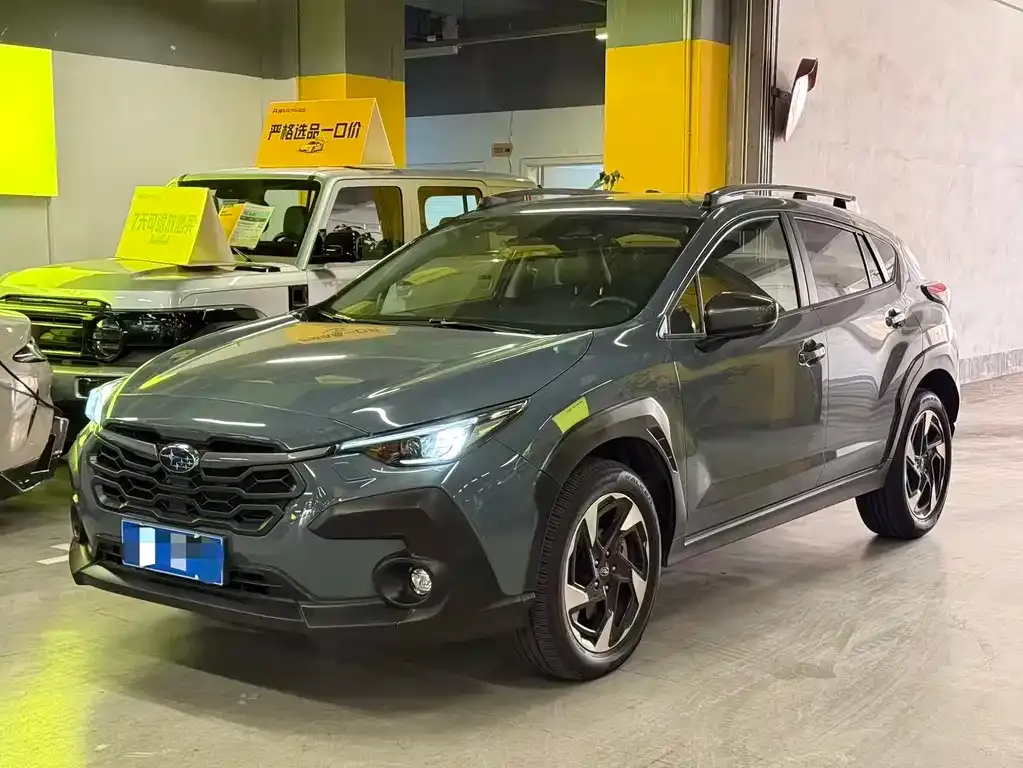 Subaru Crosstrek — фото 1