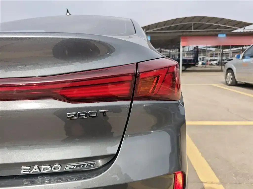 Changan Eado — фото 3