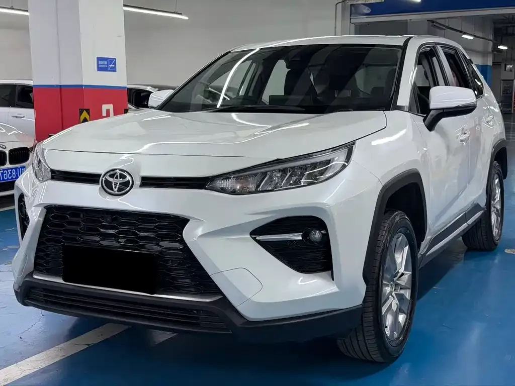 Toyota Wildlander — фото 1