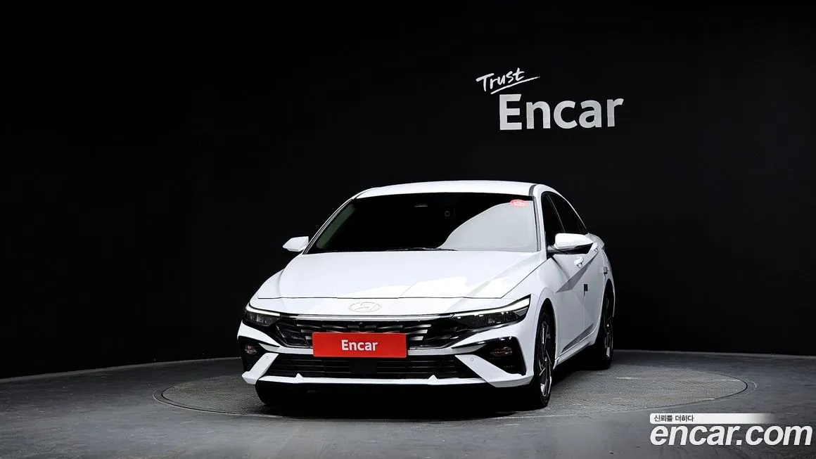 Hyundai AVANTE — фото 3