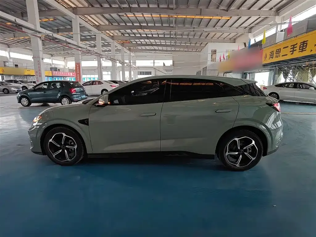 BYD Seal 06GT — фото 9