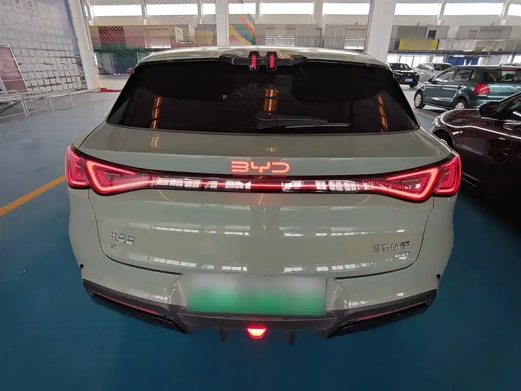 BYD Seal 06GT — фото 5