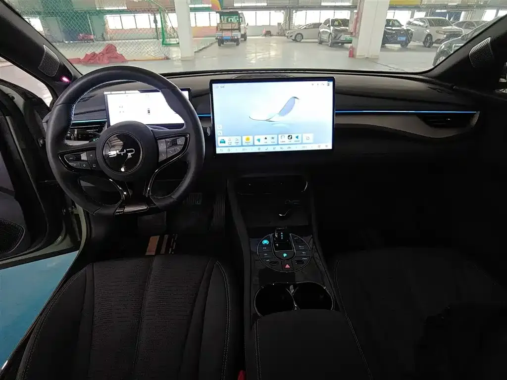 BYD Seal 06GT — фото 10