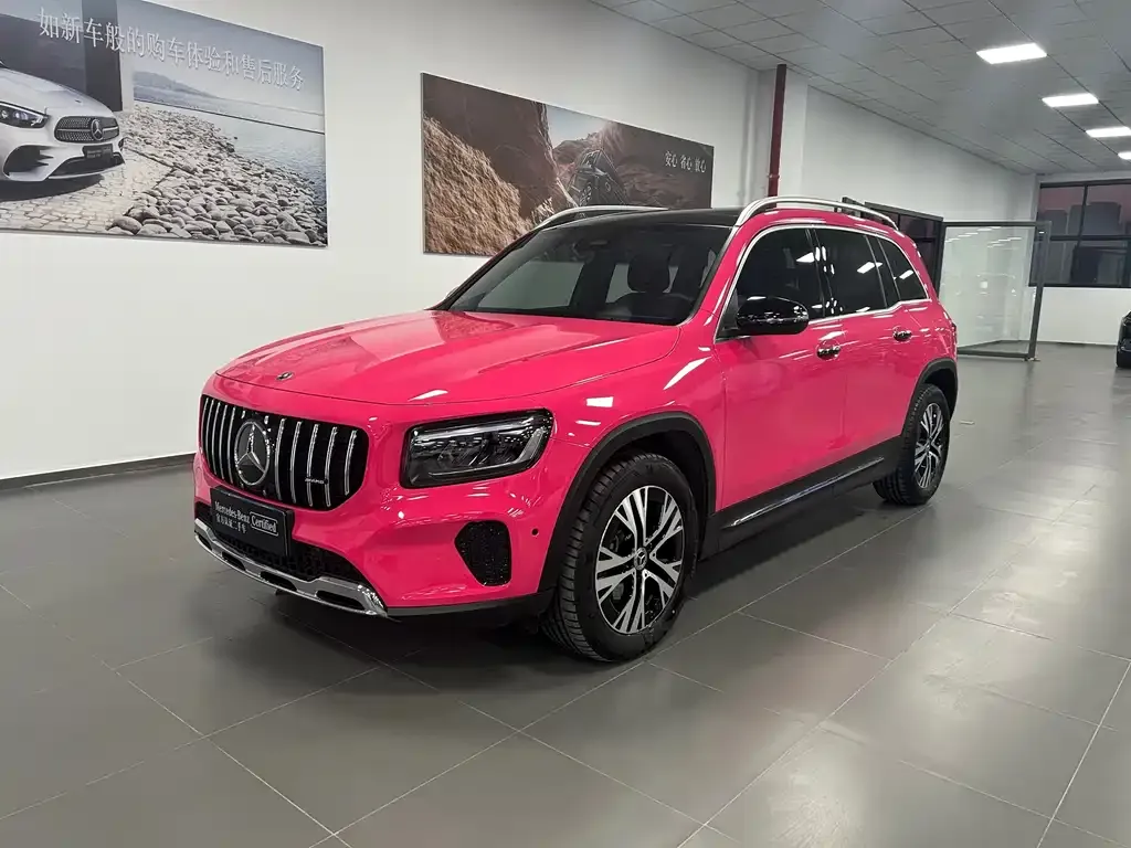 Mercedes-Benz GLB — фото 1