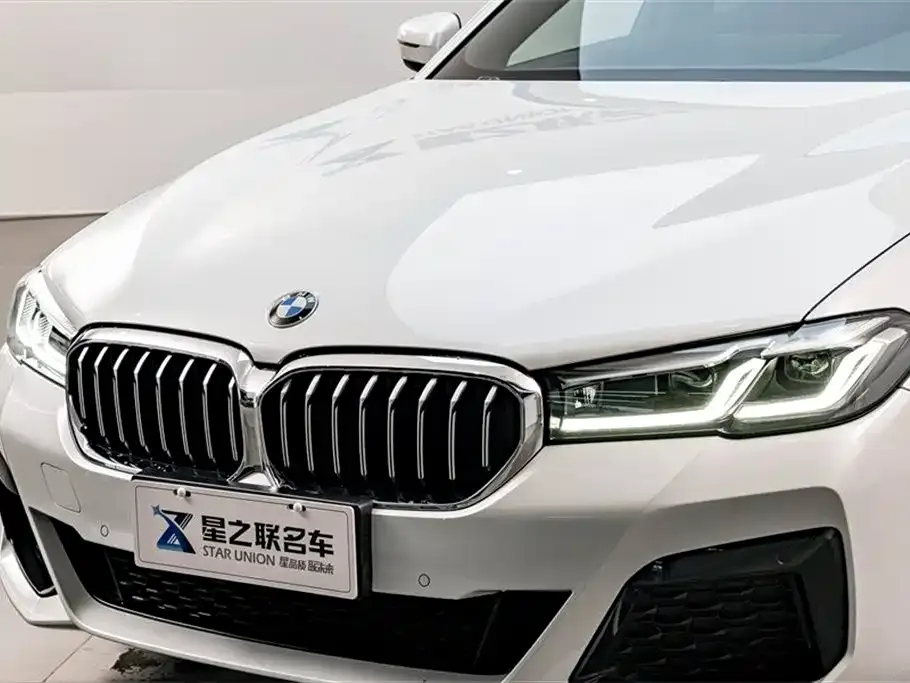 BMW 5 Series — фото 10