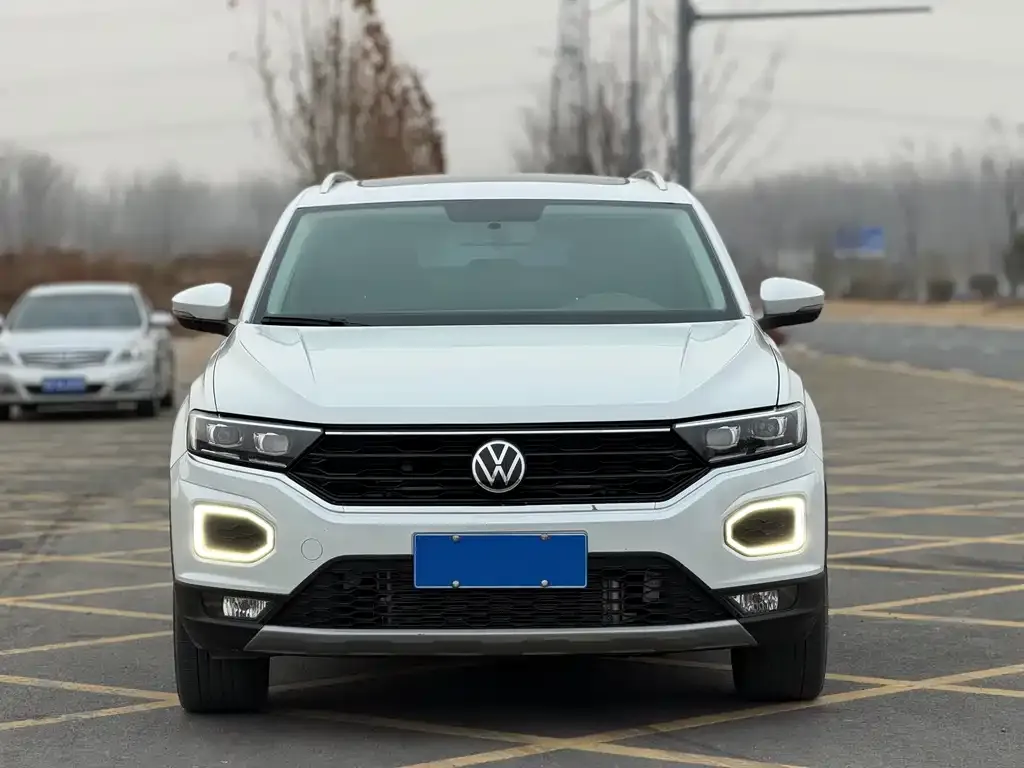 Volkswagen T-Roc — фото 2