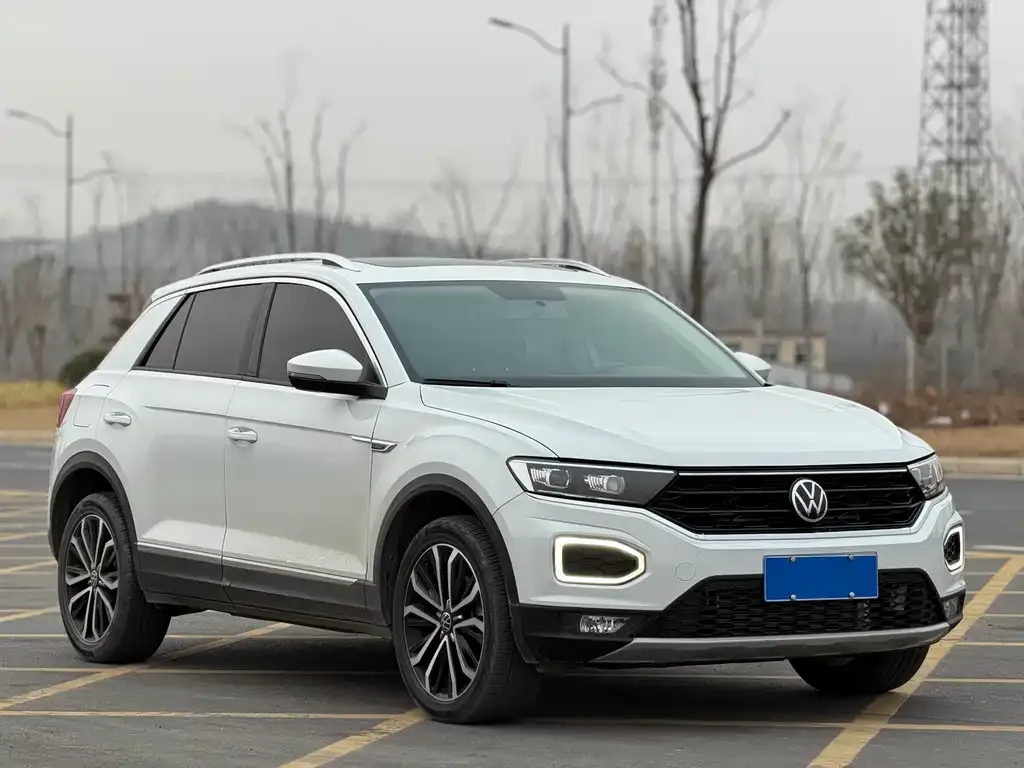 Volkswagen T-Roc — фото 4