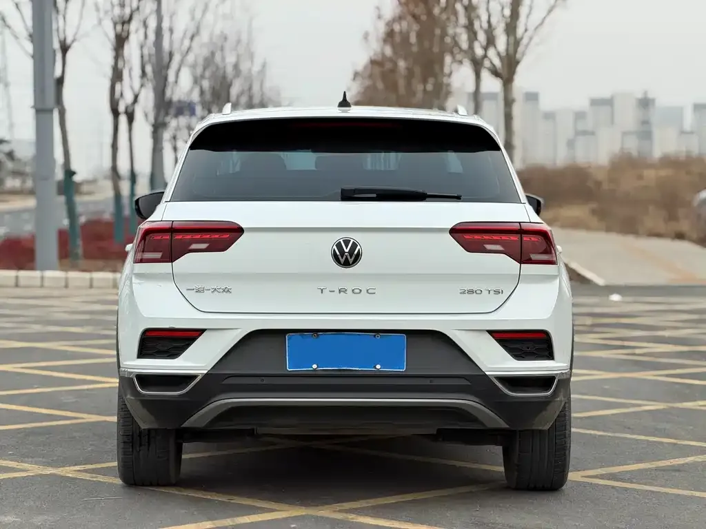 Volkswagen T-Roc — фото 3