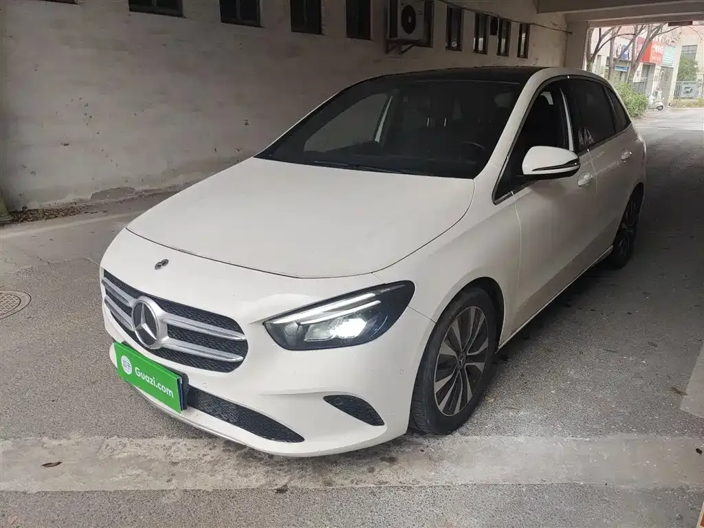 Mercedes-Benz B-Class — фото 1