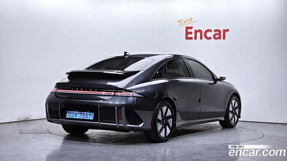 Hyundai Ioniq6 — фото 2