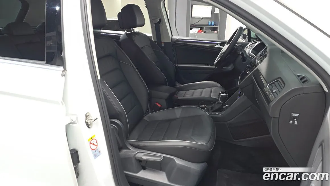 Volkswagen Tiguan — фото 4