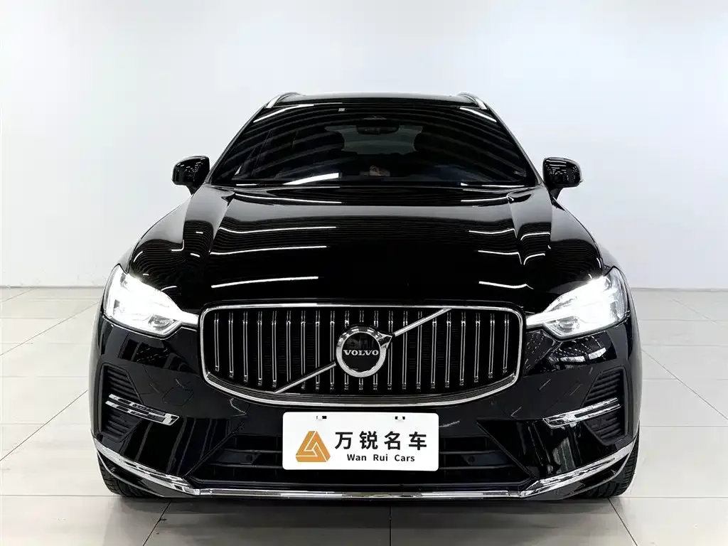 Volvo XC60 — фото 4