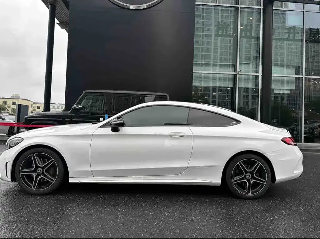 Mercedes-Benz C-Class (Import) — фото 2