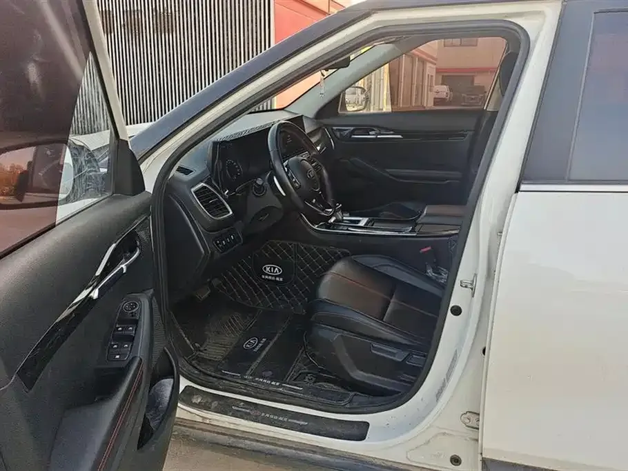 Kia KX3 — фото 3