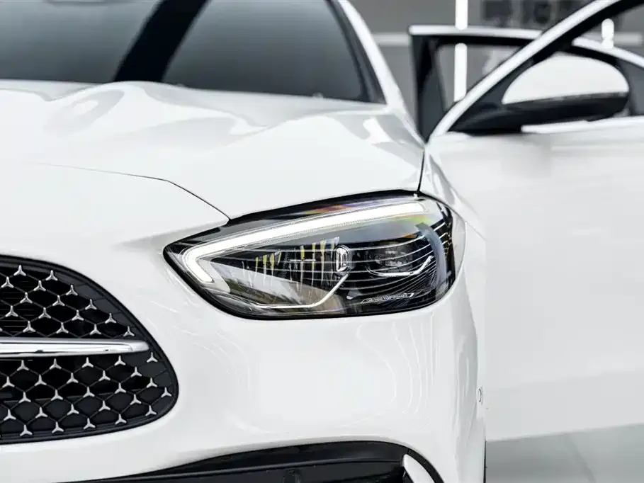Mercedes-Benz C-Class — фото 4