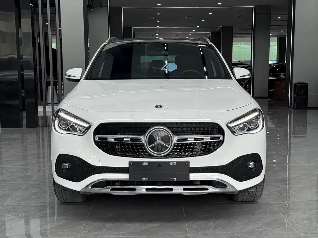 Mercedes-Benz GLA — фото 8