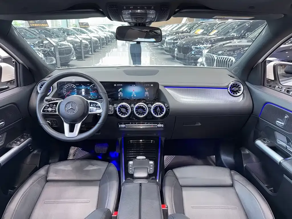 Mercedes-Benz GLA — фото 9