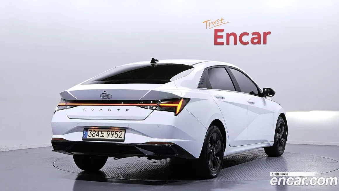 Hyundai AVANTE — фото 10