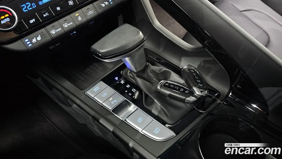 Hyundai AVANTE — фото 3