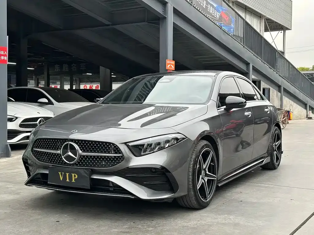 Mercedes-Benz A-Class — фото 1