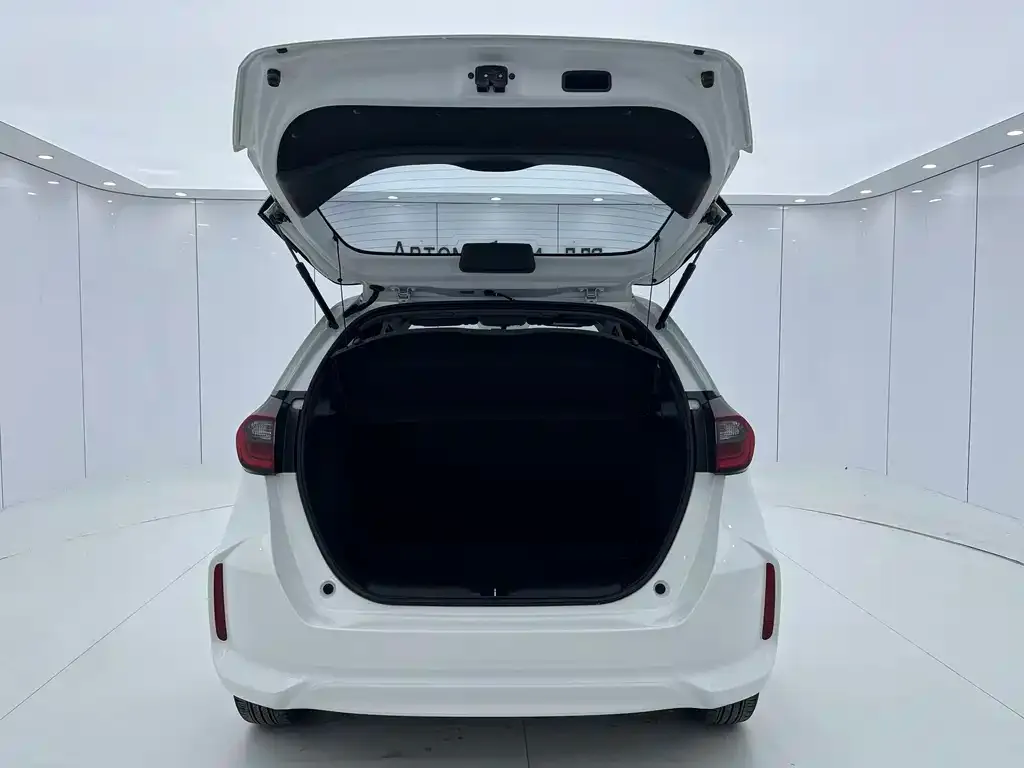 Honda Fit — фото 2